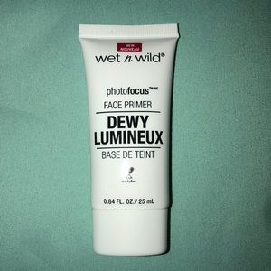 Wet and wild dewy primer